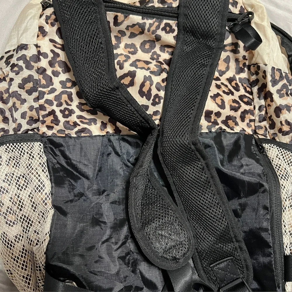 APL Women's Cream Packable Backpack - Picture 7 of 7